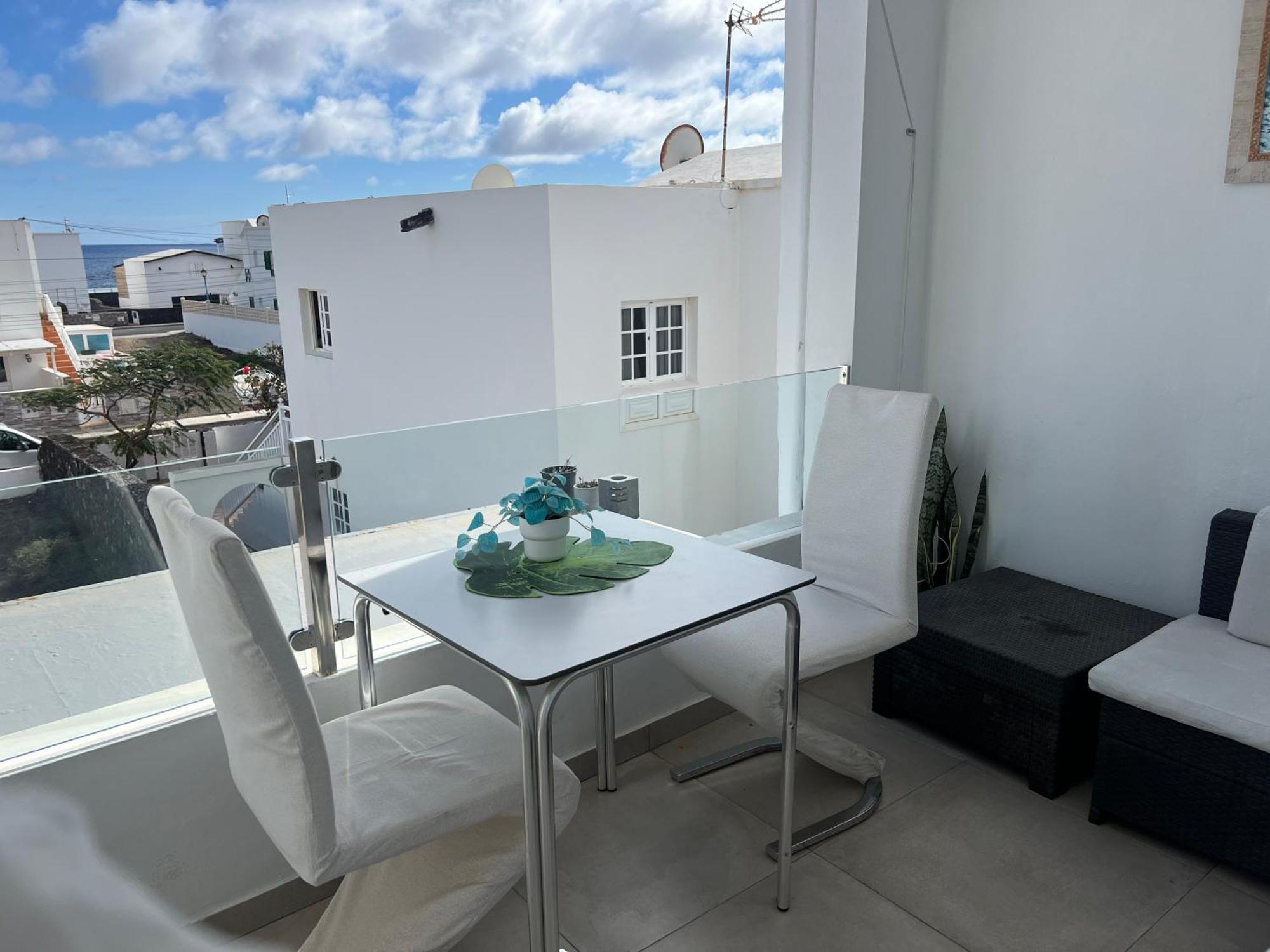 Las Rosas Apartment (Adults Only) Punta Mujeres Exterior photo